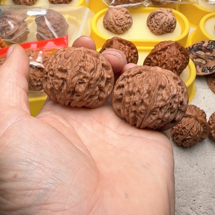 文玩核桃吊坠爱**肉42磨盘