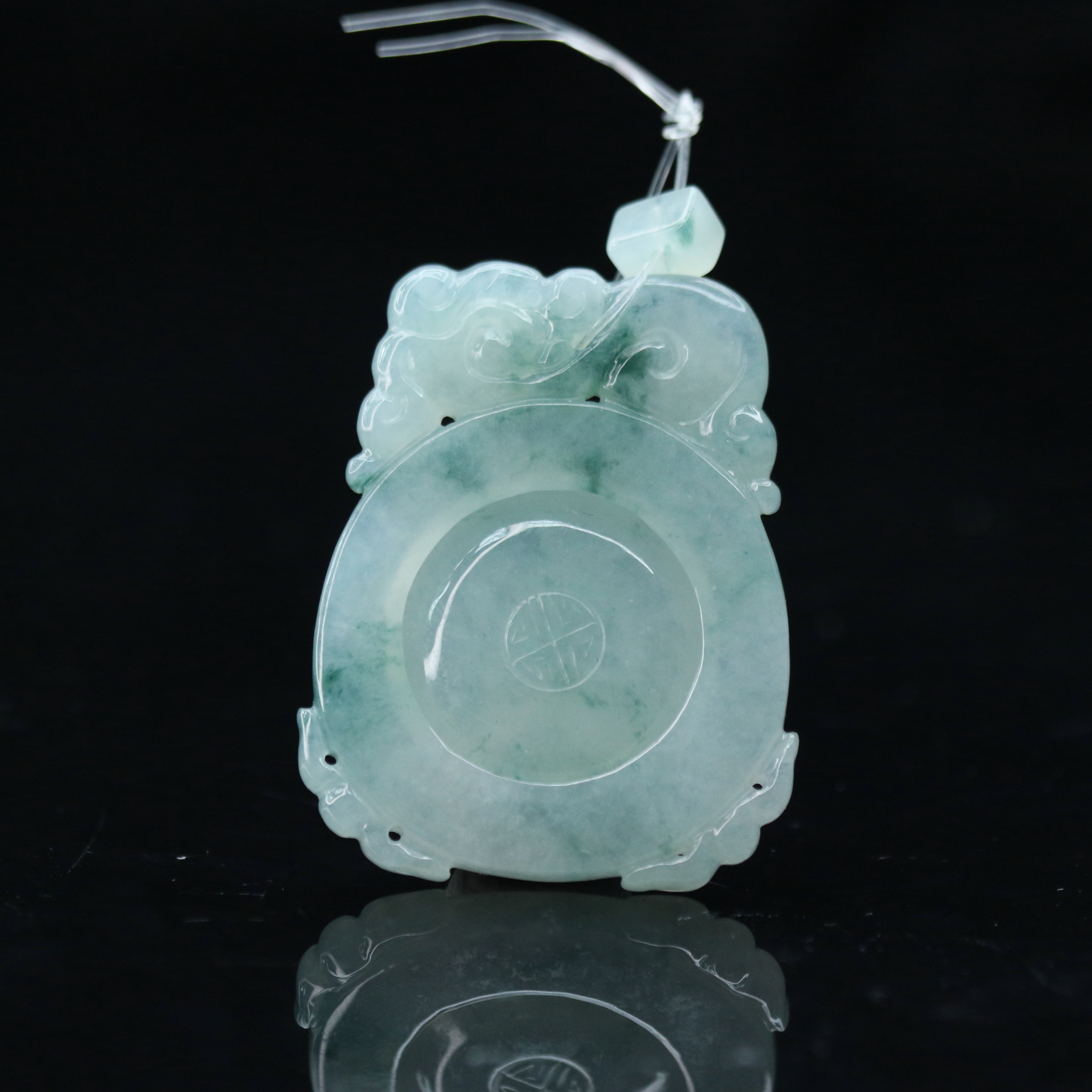 21天然缅甸翡翠A货冰仿古吊坠/500922/上海嘉禾拍卖