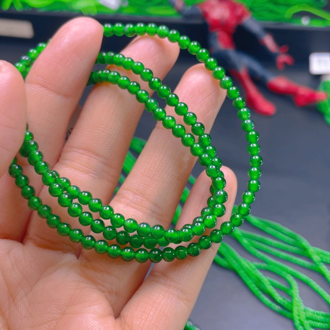 翡翠颈饰未镶嵌，1