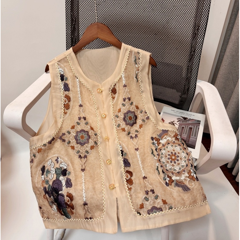 夏季薄款马甲现在是洋气百搭莲花刺绣时尚国风马夹上衣女