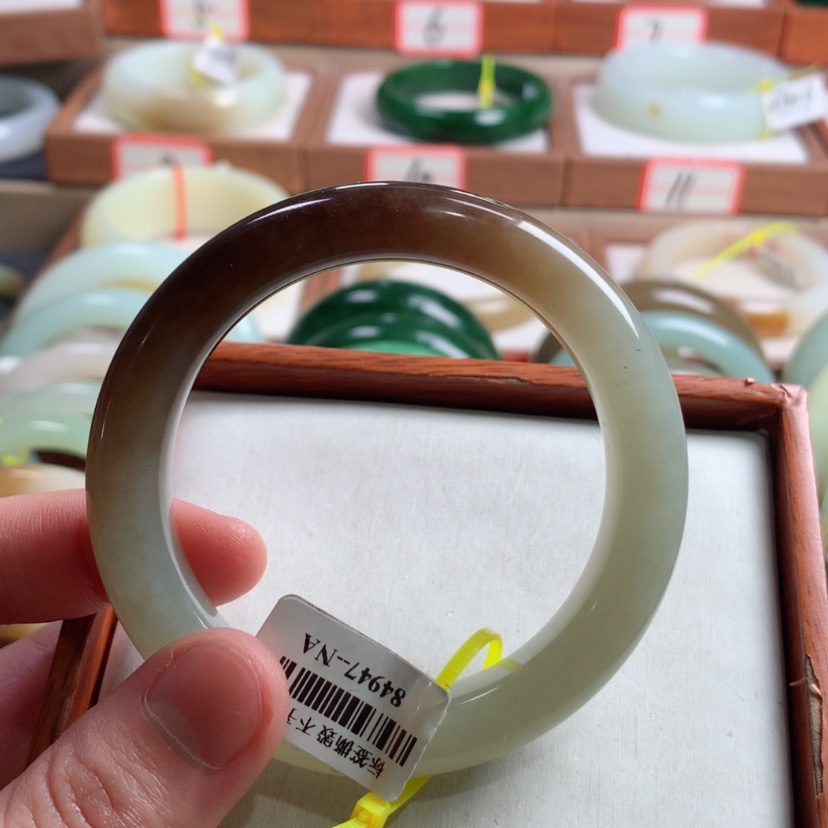 【闪购商品】和田玉手镯未镶嵌54.5