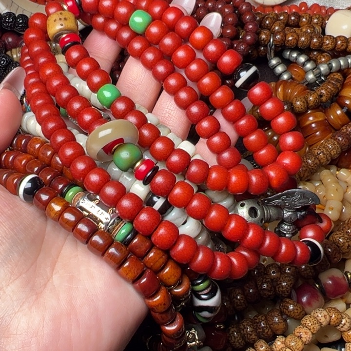 路***走琉璃/树脂/塑料类脖挂 单圈