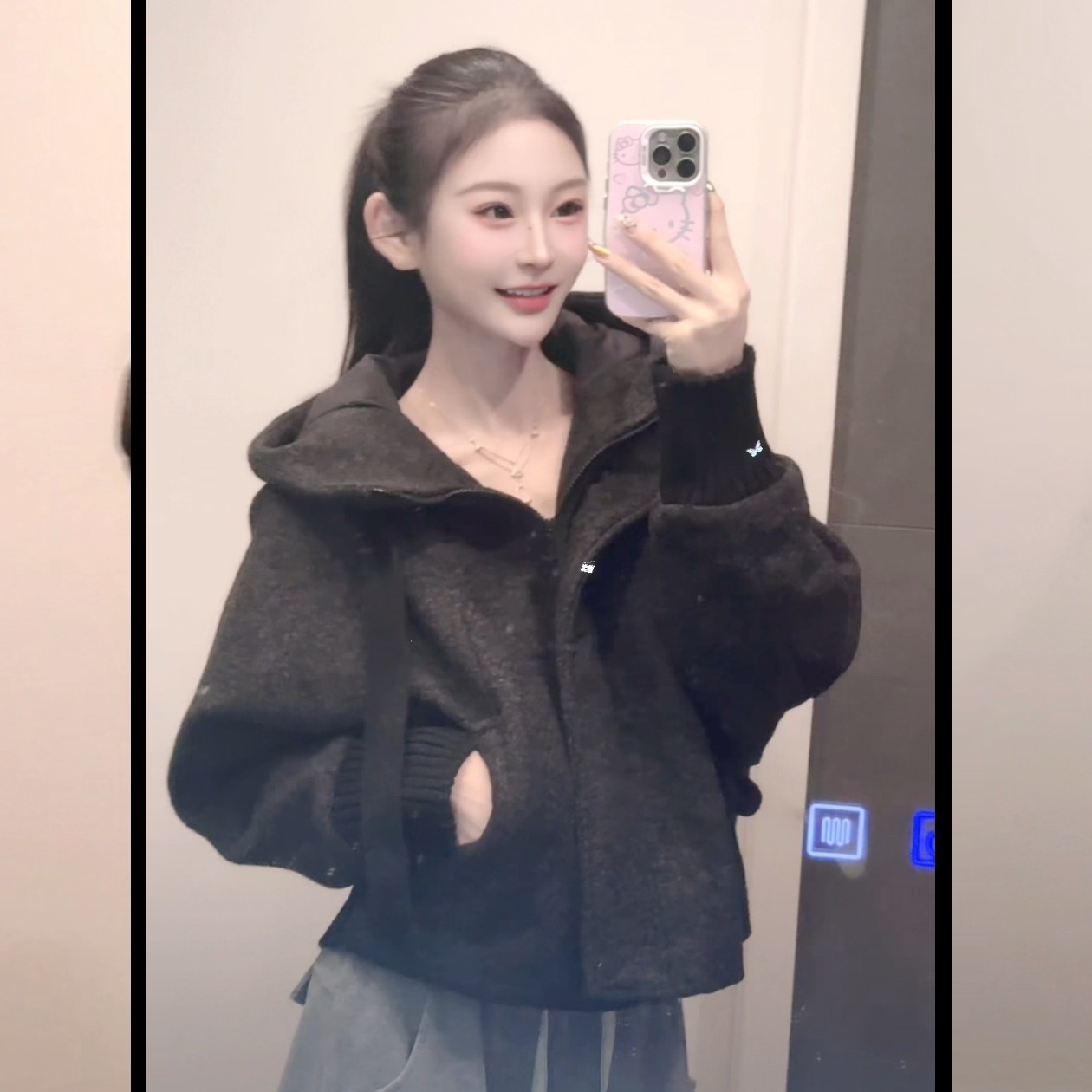 《苏黎世》2025蓉蓉家冬季新款韩系凤潮绒混纺夹绒连帽短款大衣外套