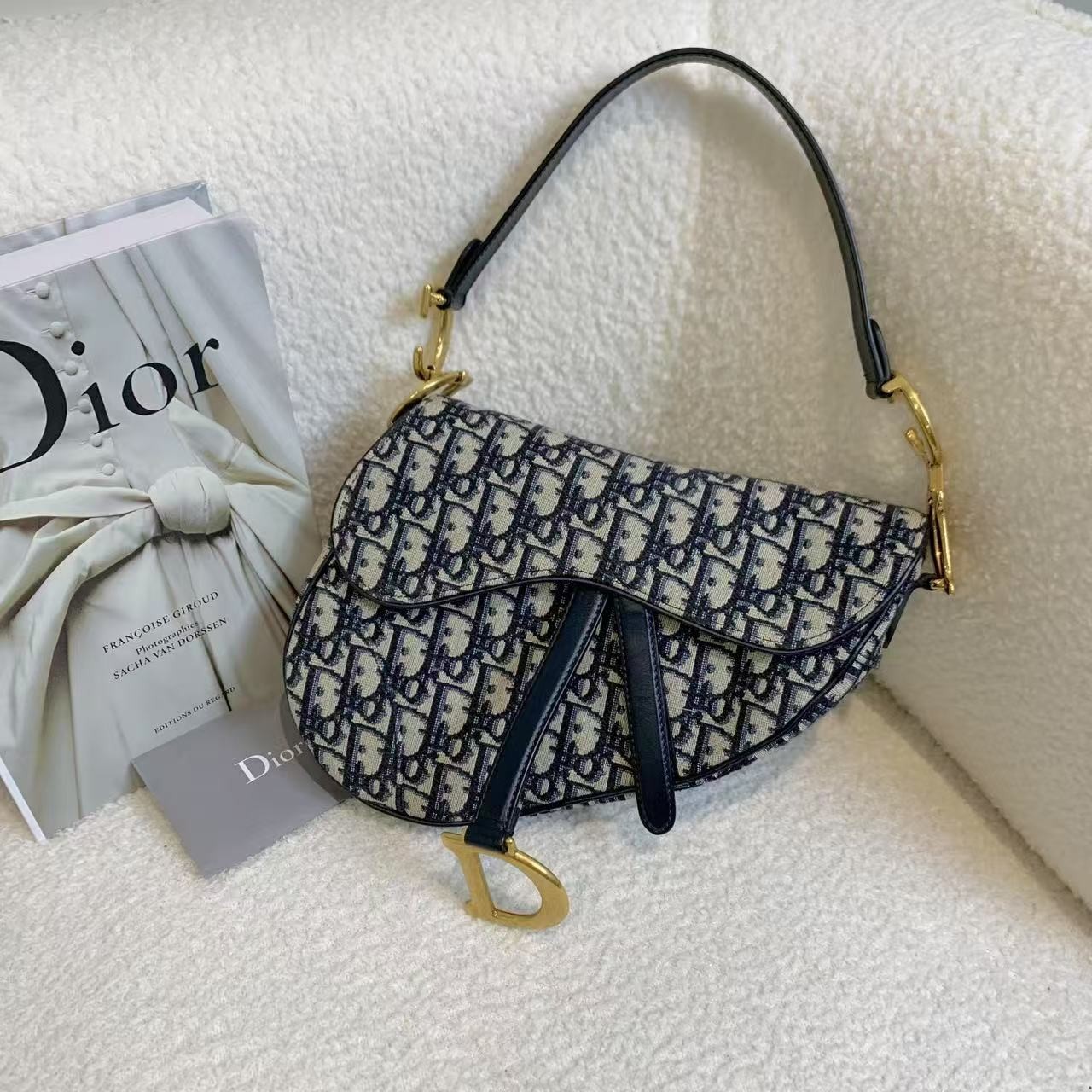 99新 DIOR/迪奥 壹臻/老花刺绣马鞍中号包 25360716