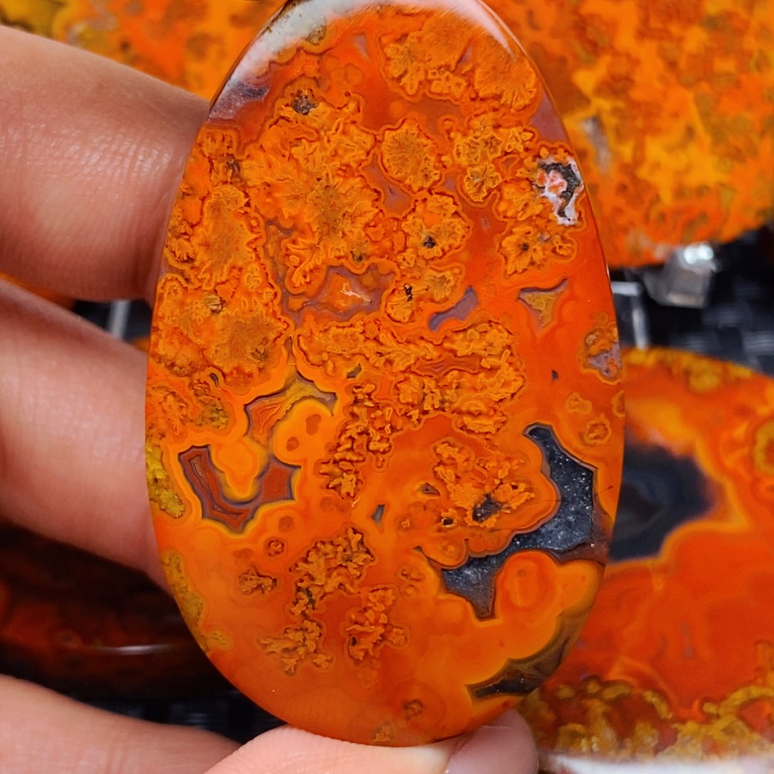 玛瑙/玉髓颈饰未镶嵌滨*酱