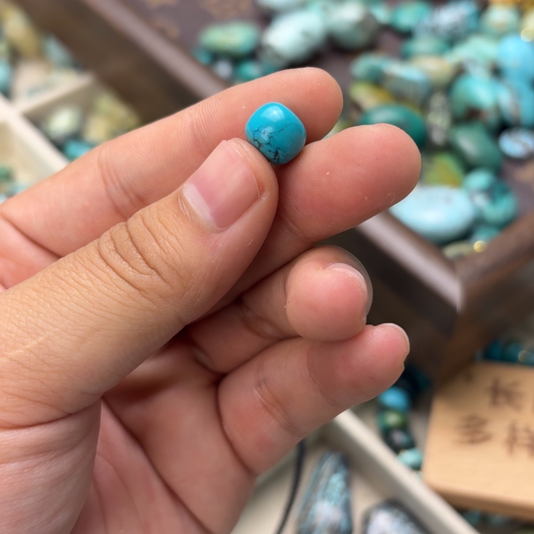 南红玛瑙未镶嵌绿松石