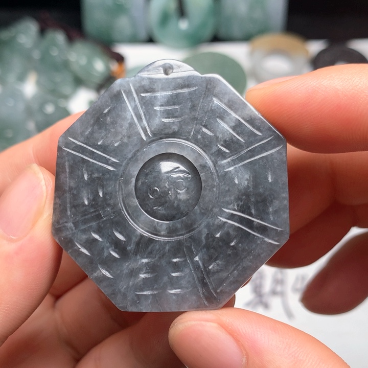 翡翠未镶嵌颈饰八卦15