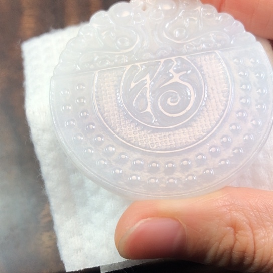 翡翠未镶嵌颈饰缅甸A货，每天下午1点半开播