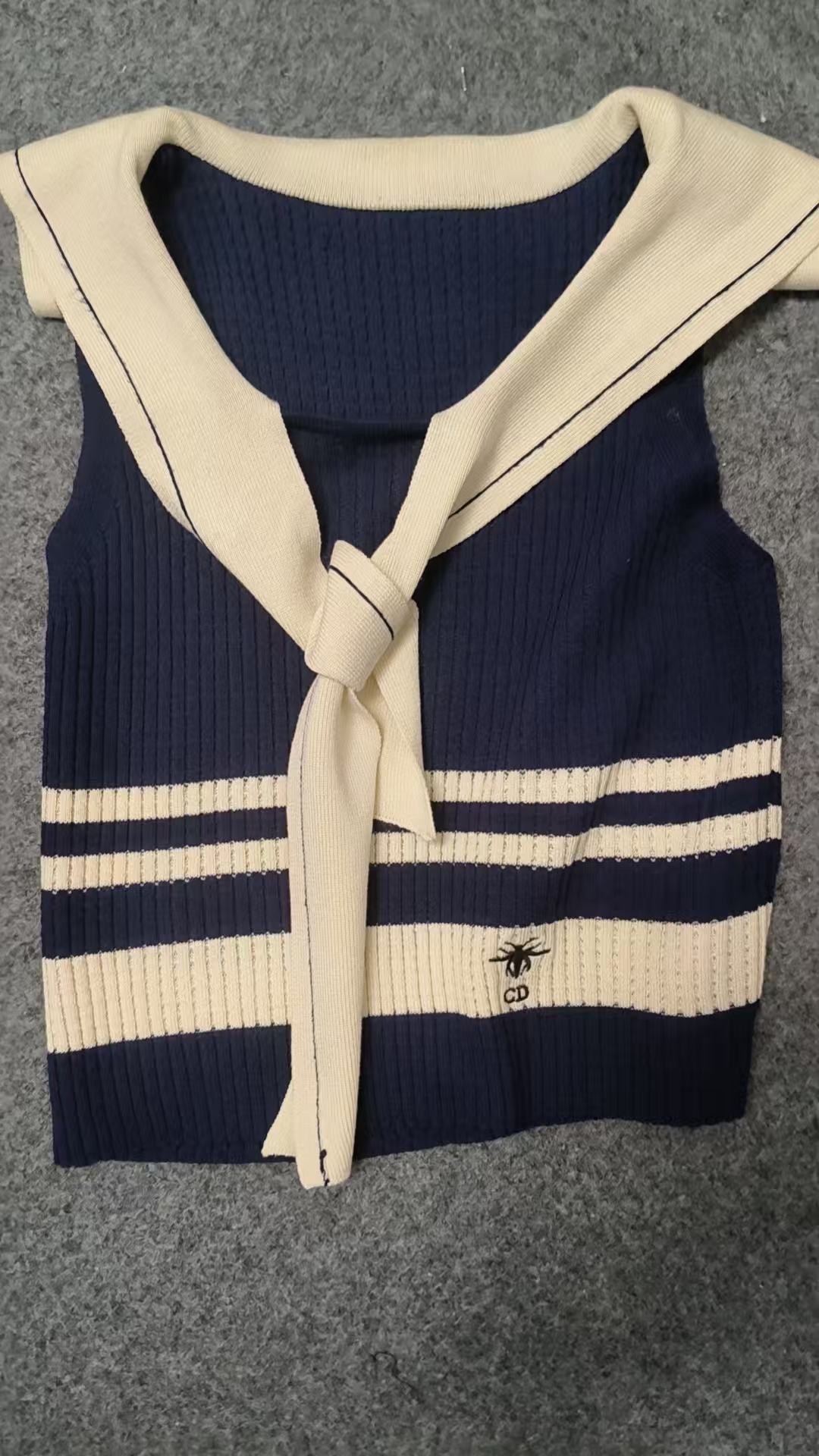 A098号 海军领藏蓝 2025时尚修身气质背心