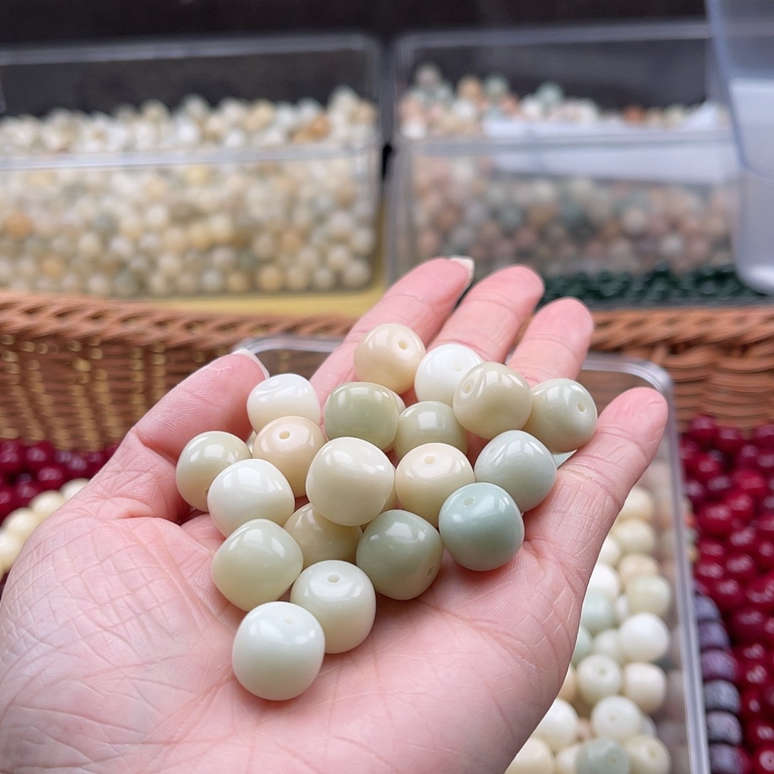 白玉菩提吊坠A/13mm/60颗