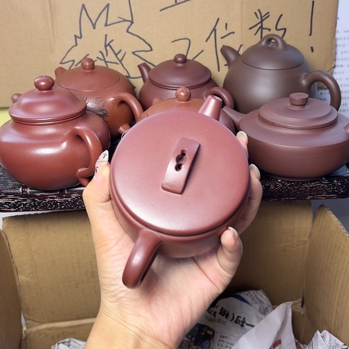 甄选宜兴本土紫砂壶