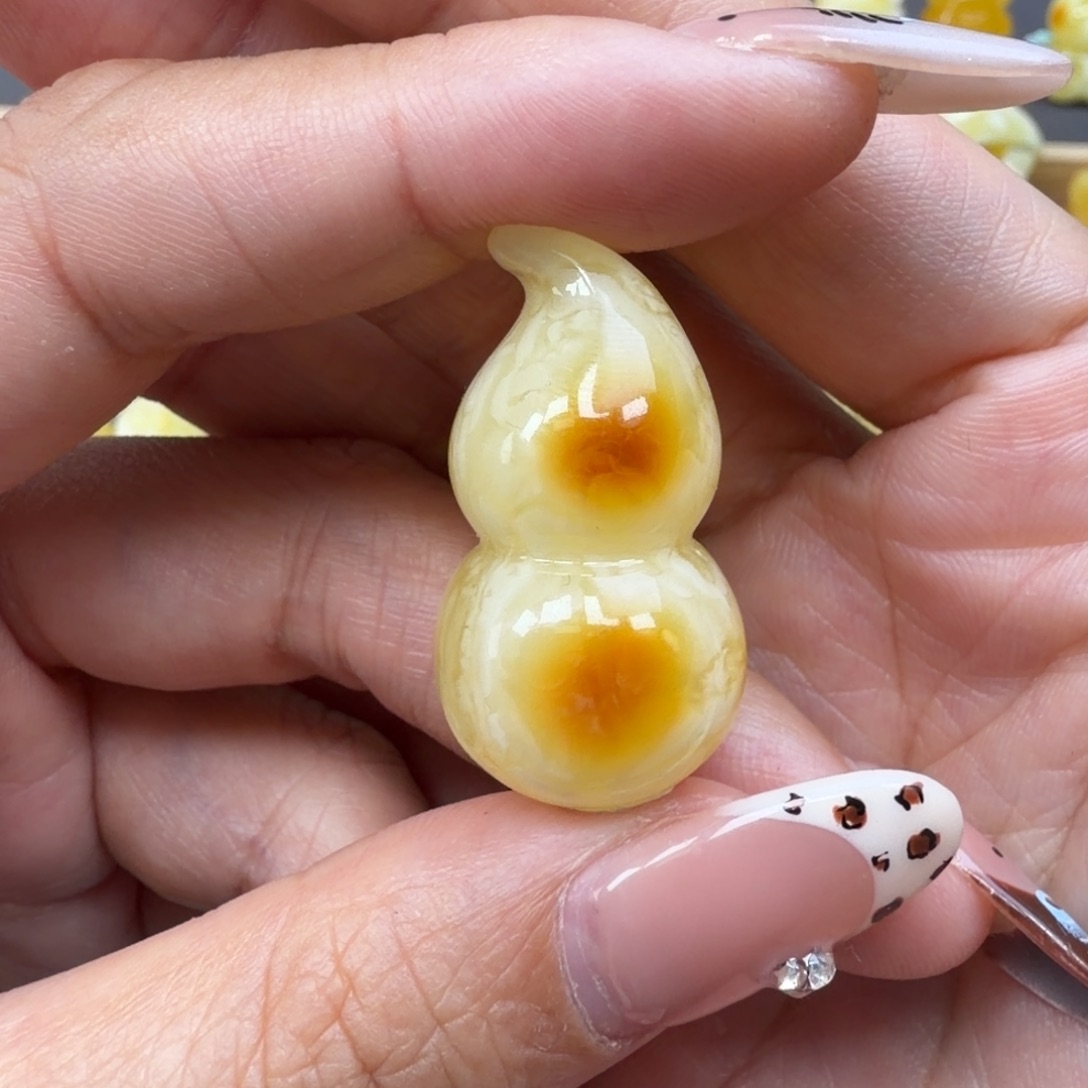 琥珀未镶嵌裸石蜜蜡