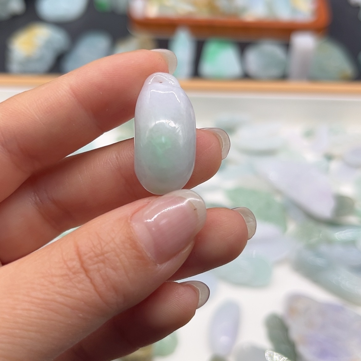 【闪购商品】翡翠颈饰未镶嵌福瓜