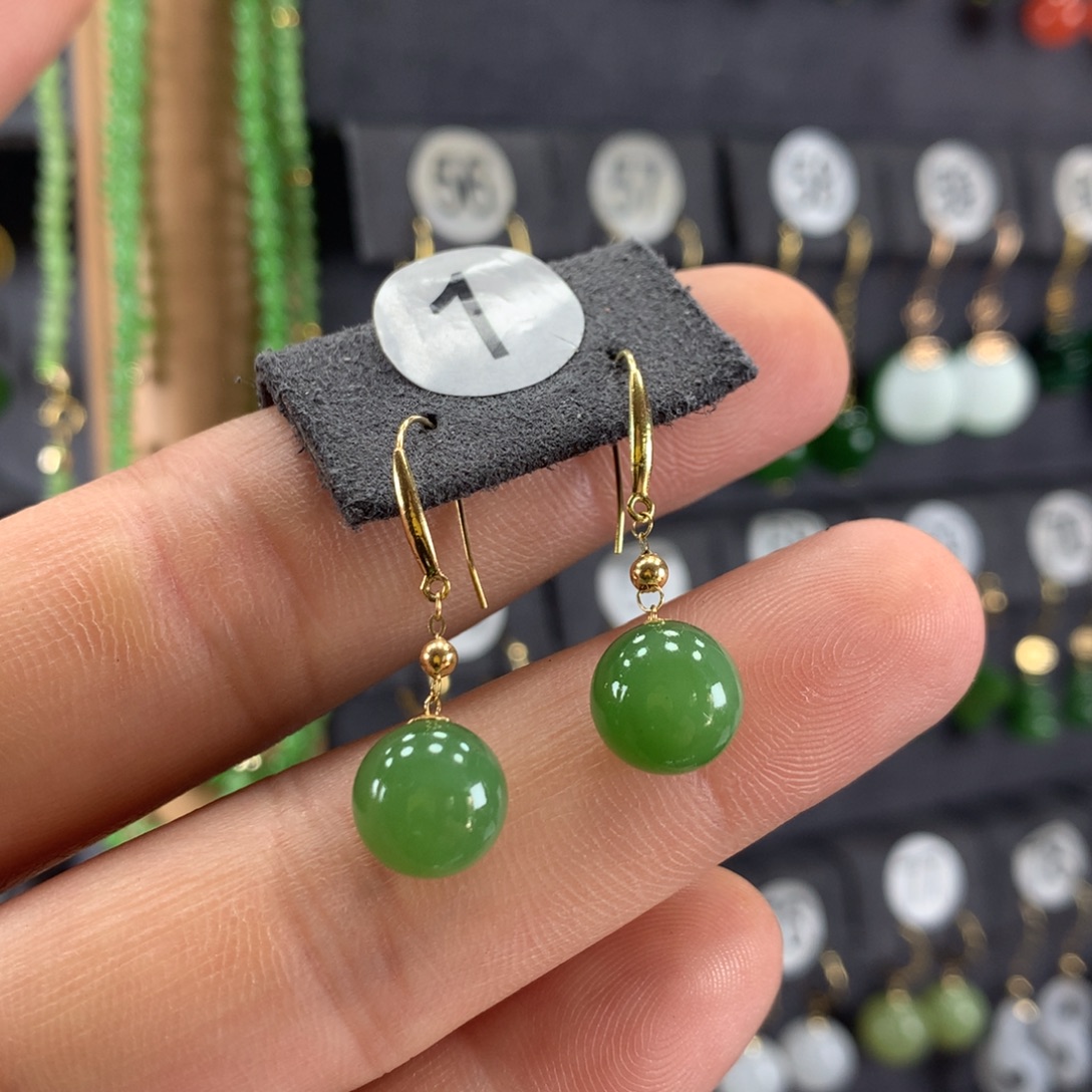 和田玉18K金镶嵌耳饰