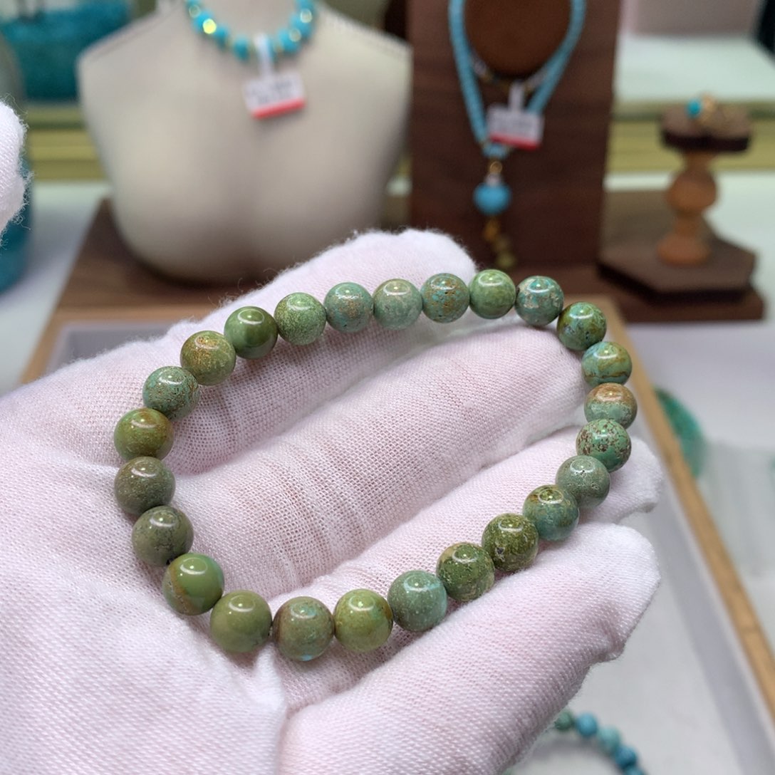 绿松石配饰未镶嵌