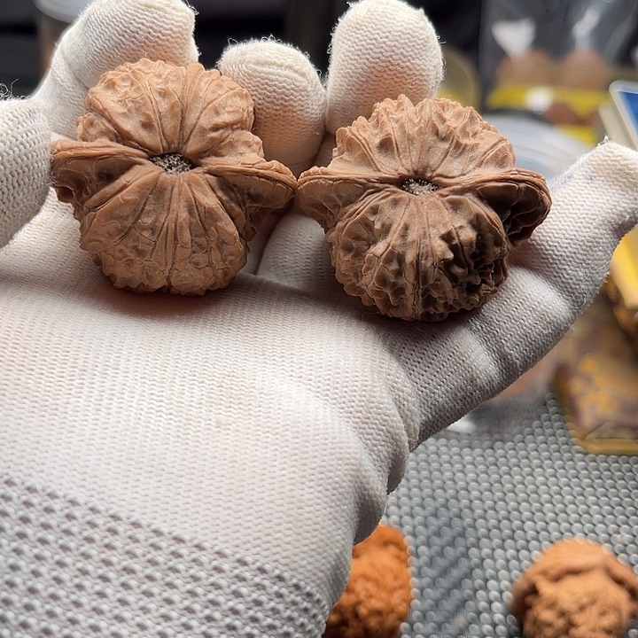 桃核把件全品血麒麟边42