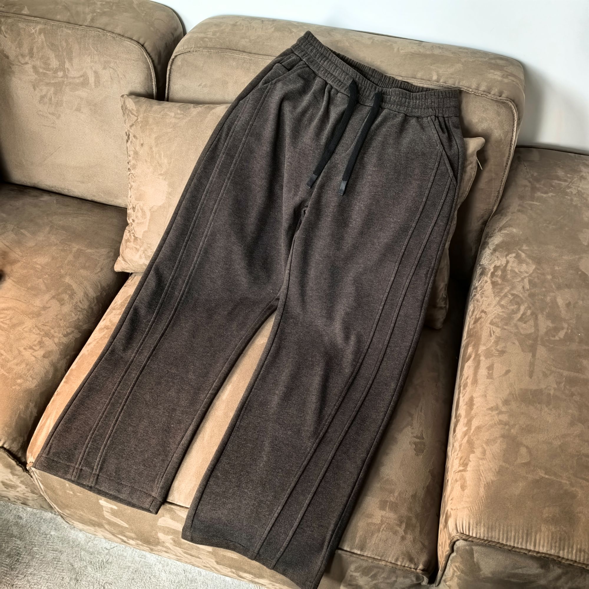 秋冬新款加绒加厚设计感纯色毛呢男士卫裤宽松版小弯刀裤TZSK4186