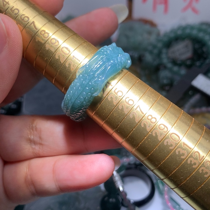 翡翠颈饰未镶嵌保真天然A货翡翠