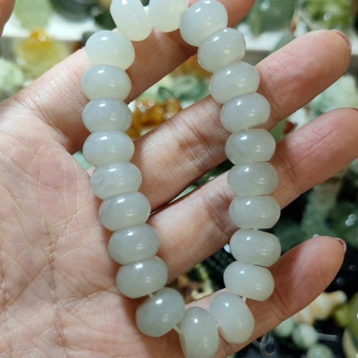 岫玉手串款式未镶嵌