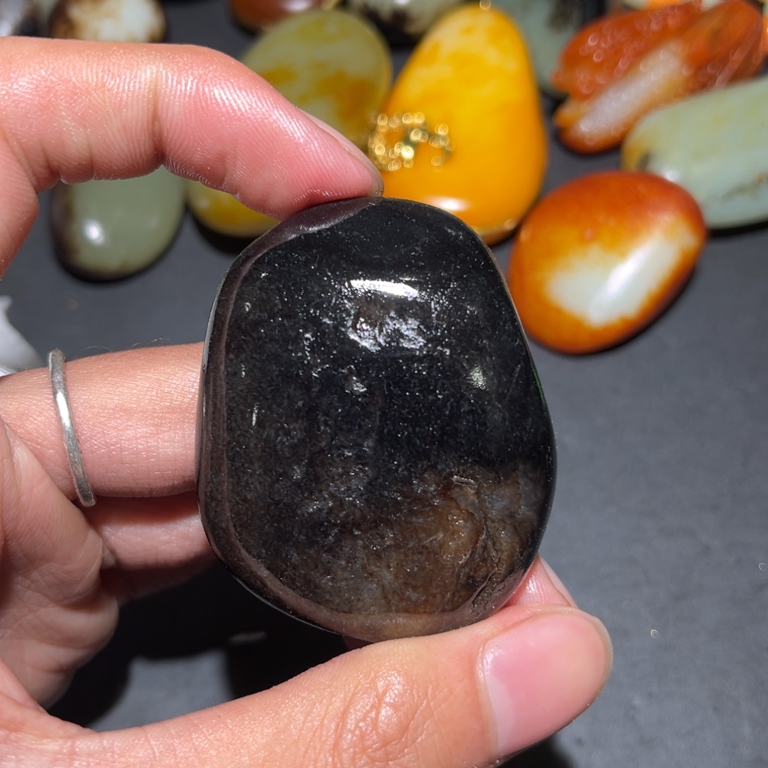 和田玉未镶嵌珠宝奇石