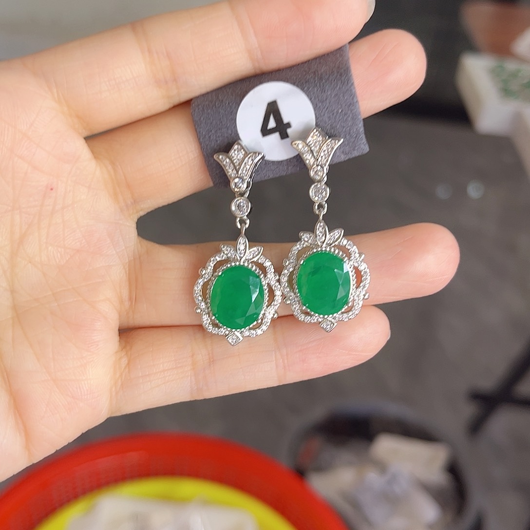 银S925镶嵌耳饰祖母绿