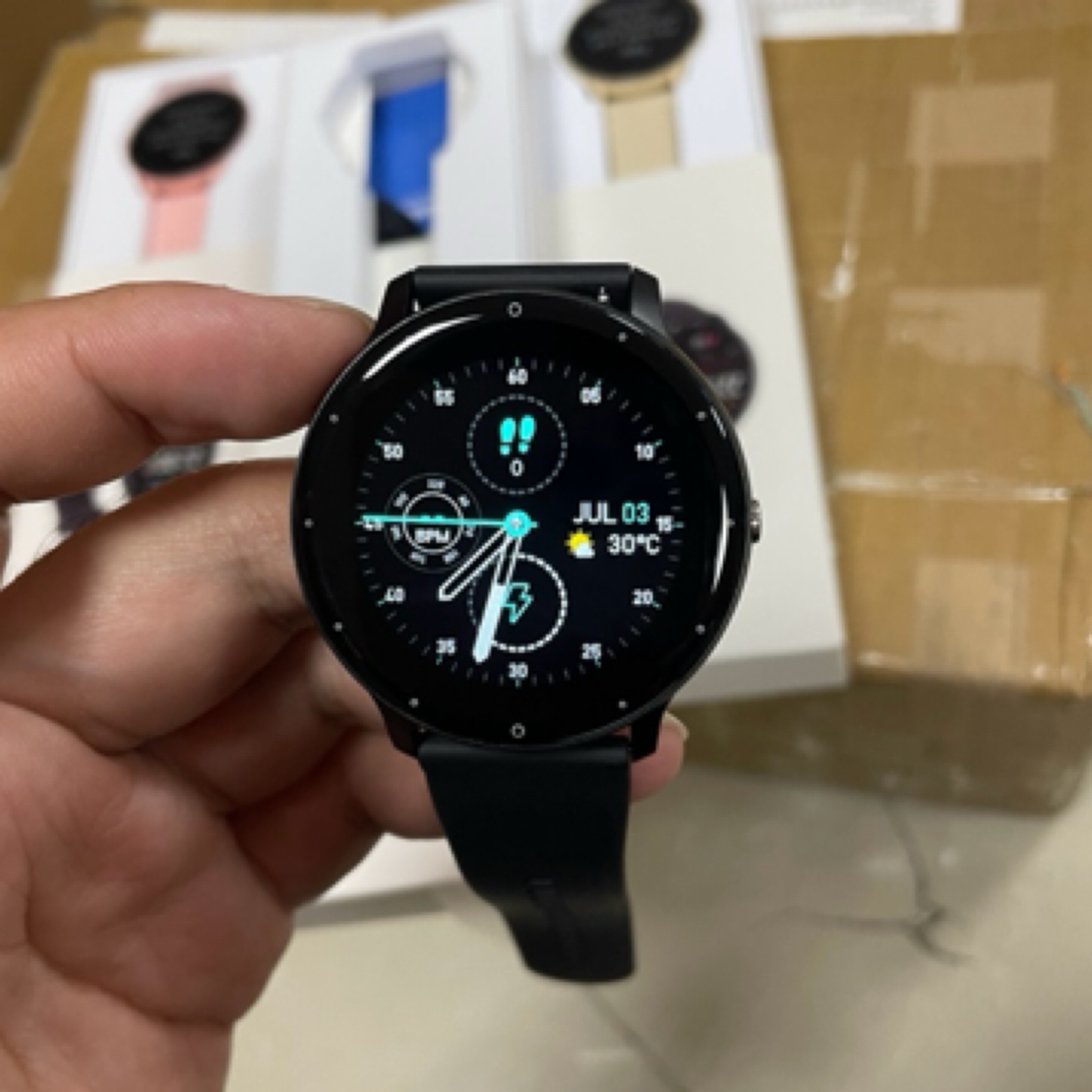 准新品  ZL02智能手表心率血压睡眠监测遥控拍照多功能运动手表