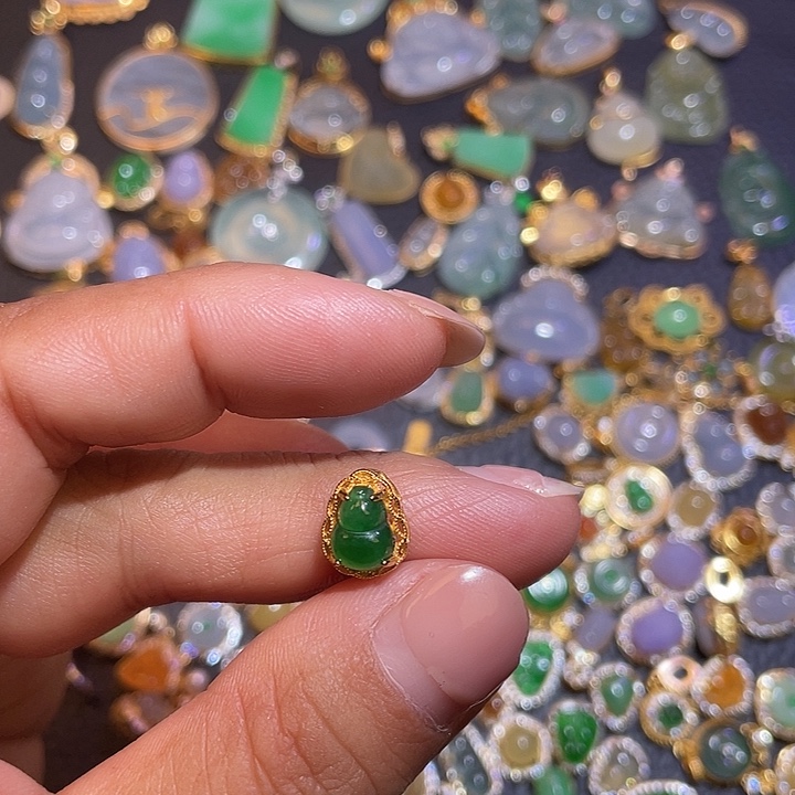 翡翠银S925镶嵌颈饰