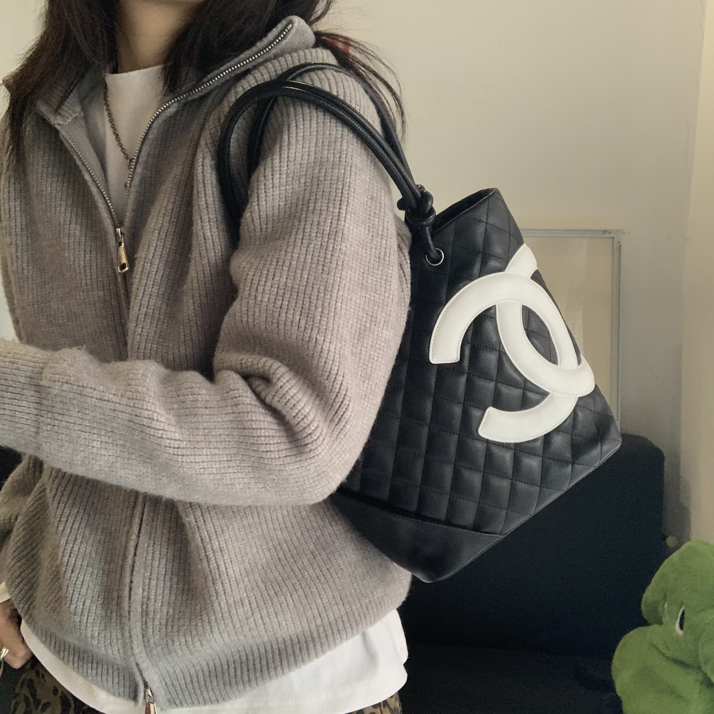 95新 Chanel/香奈儿 7 黑白熊猫色小号康鹏菜篮子