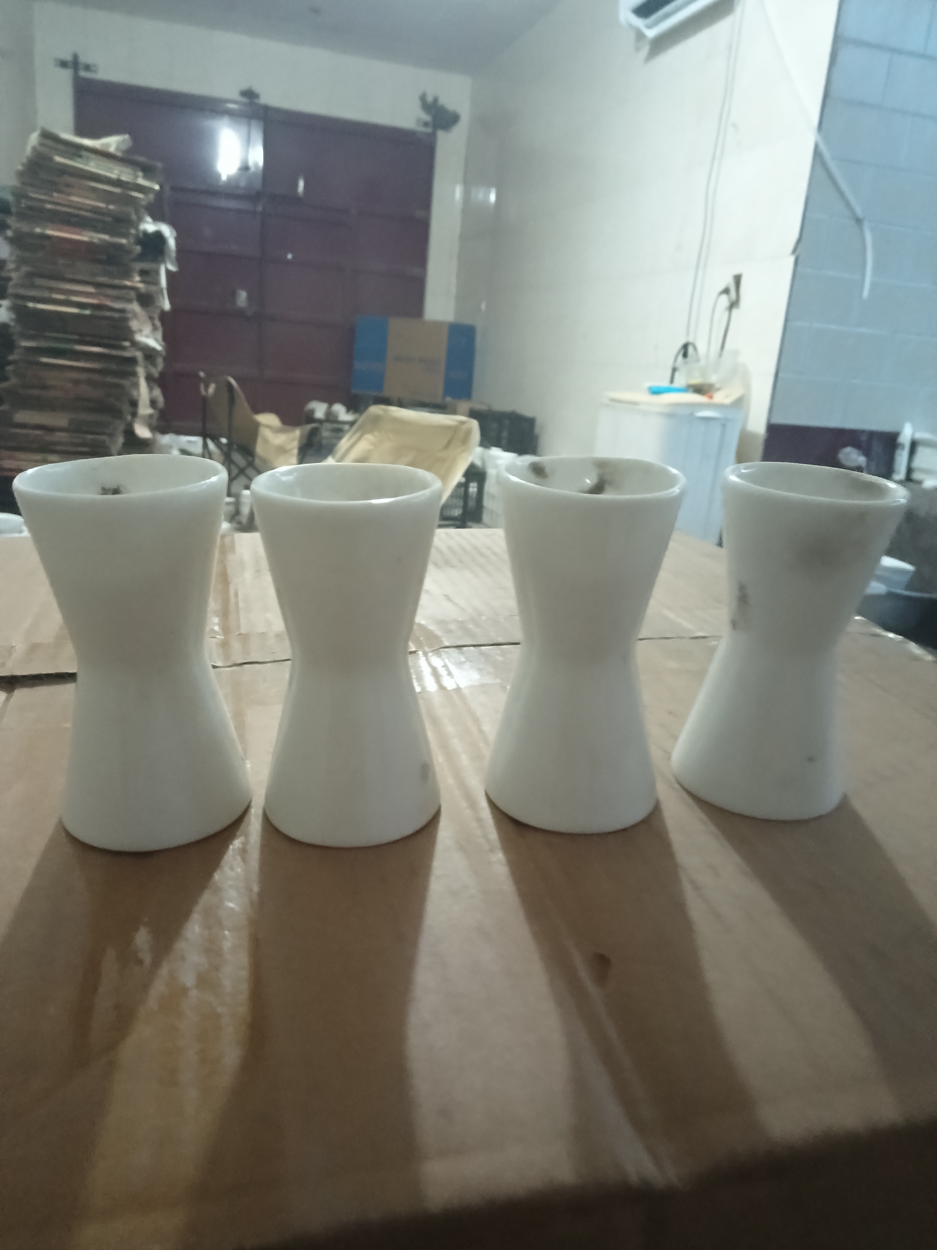 国营尾货骨瓷腰鼓杯四个微瑕