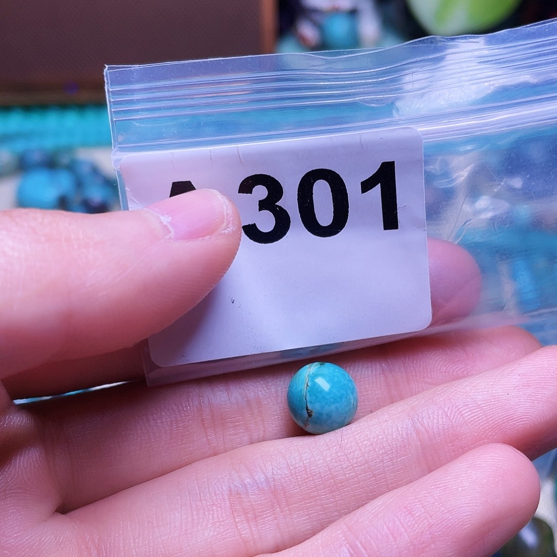 十堰原生态绿石头特色手工配饰