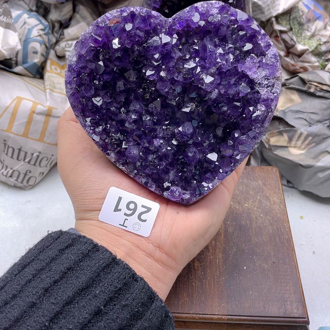 紫晶大型摆件（非配饰）未镶嵌