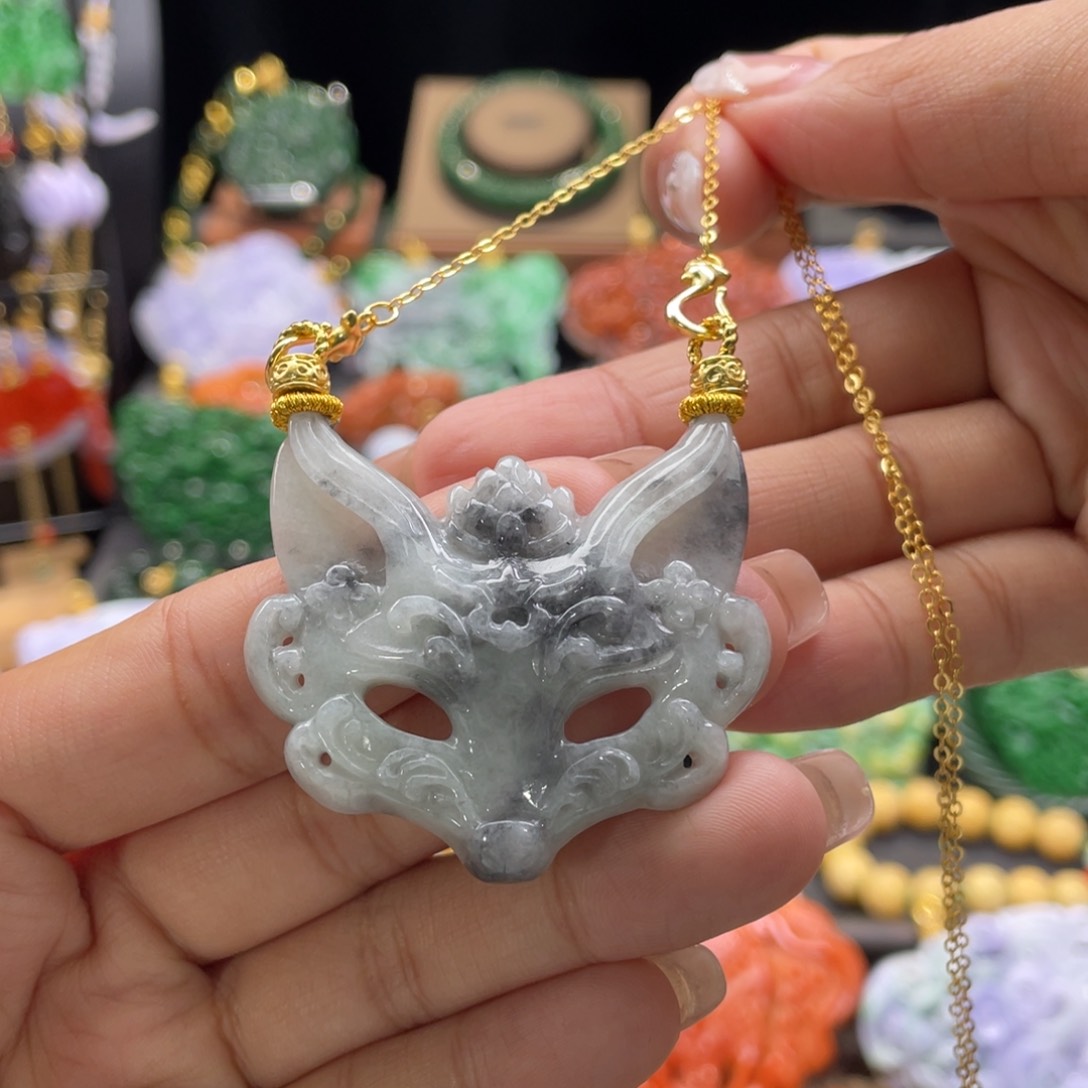 翡翠颈饰未镶嵌代编织