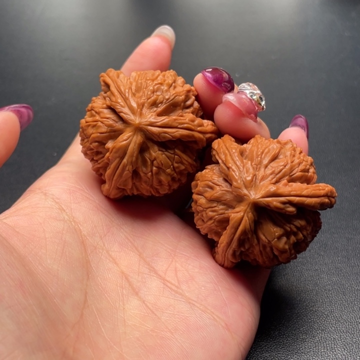 涛***涛吊坠文玩核桃白狮子