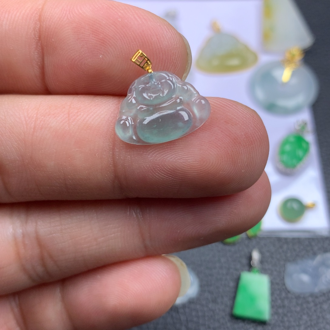 【闪购商品】翡翠18K金镶嵌颈饰翡翠