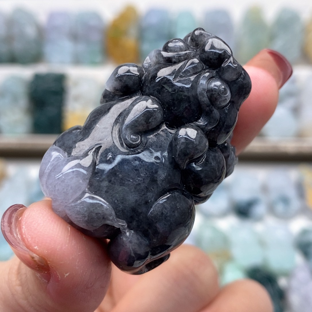 翡翠吊坠(赠链)未镶嵌