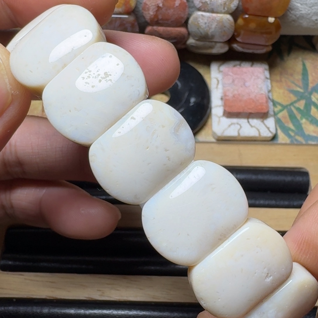 石英质玉奶酪大花未镶嵌