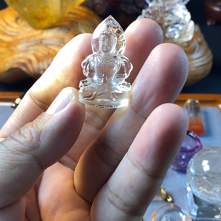 水晶颈饰未镶嵌观音