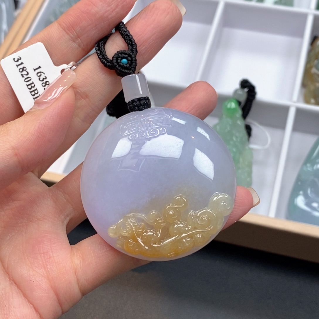 翡翠颈饰未镶嵌唯****墨翡翠