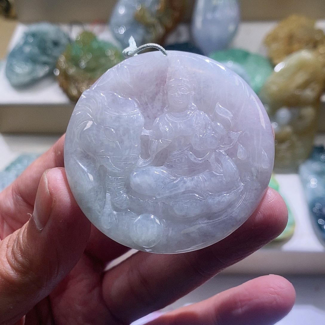 【闪购商品】翡翠颈饰未镶嵌普贤