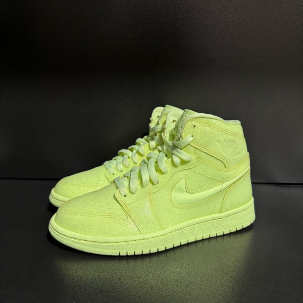 95新 maje 37.5码/aj1 高帮 荧光绿 女款板鞋