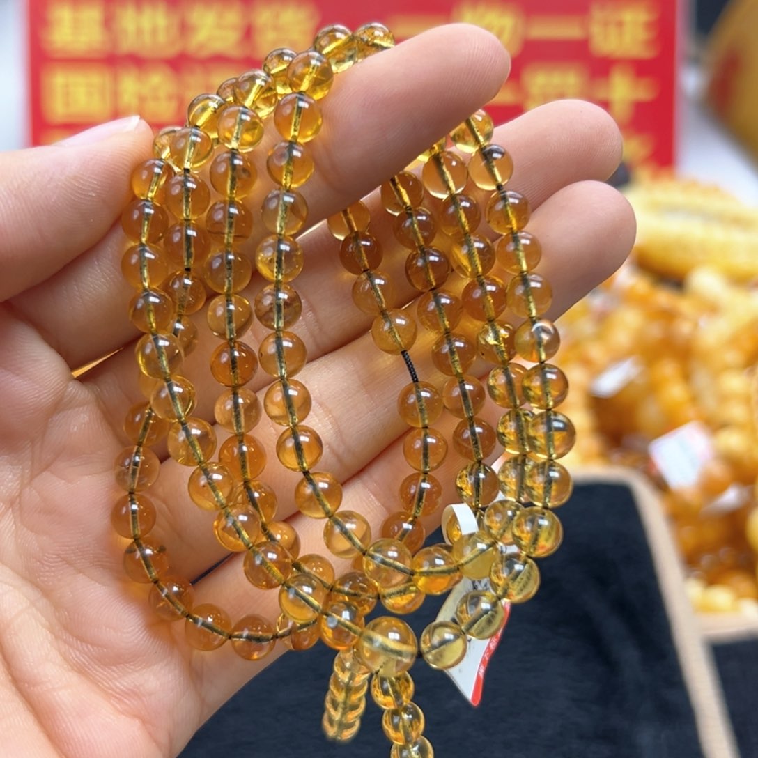 未镶嵌琥珀珠宝奇石