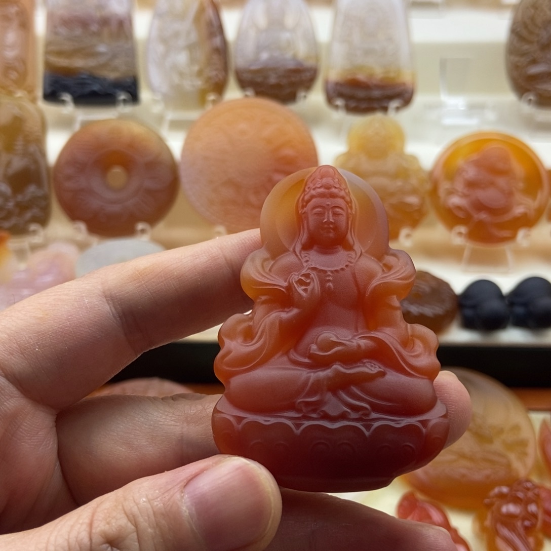 颢***装玛瑙/玉髓未镶嵌颈饰