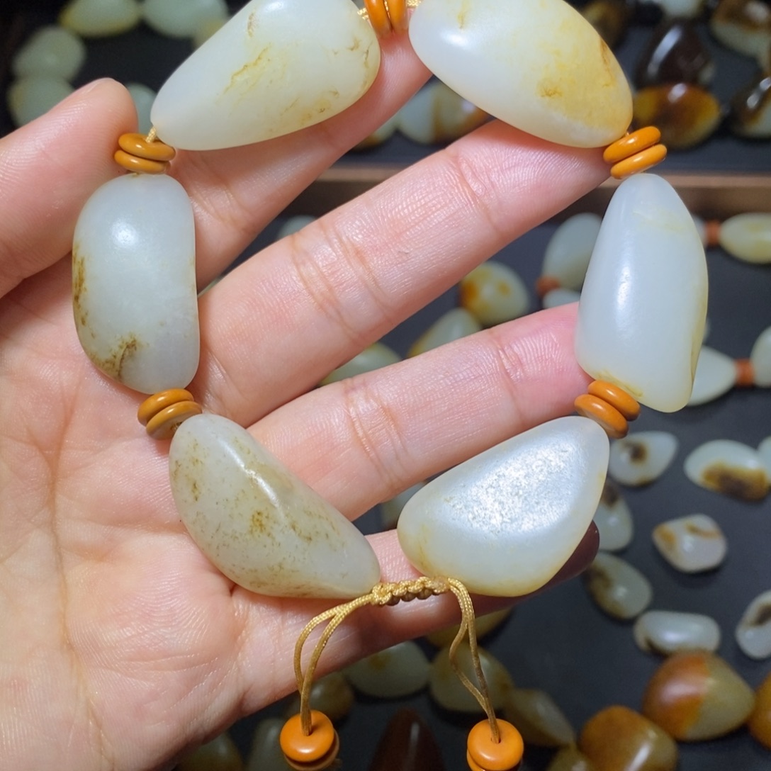 和田玉未镶嵌手链