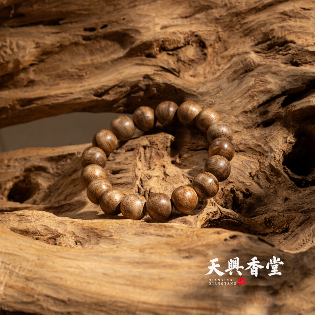 沉香【天興好货】印尼索隆岛12mm单圈手串 清草药香 4g+