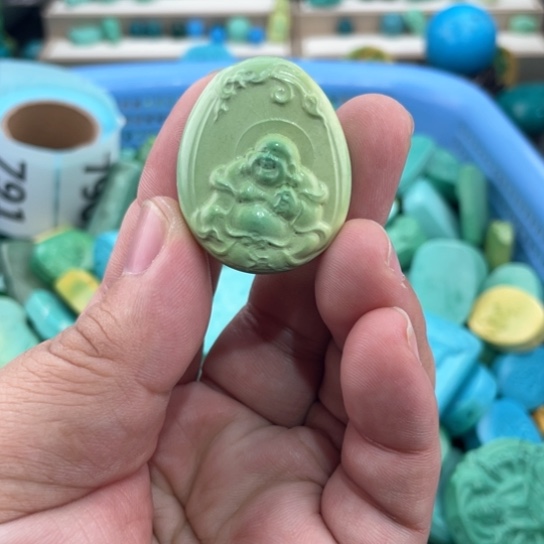 未镶嵌菱锰矿珠宝半成品