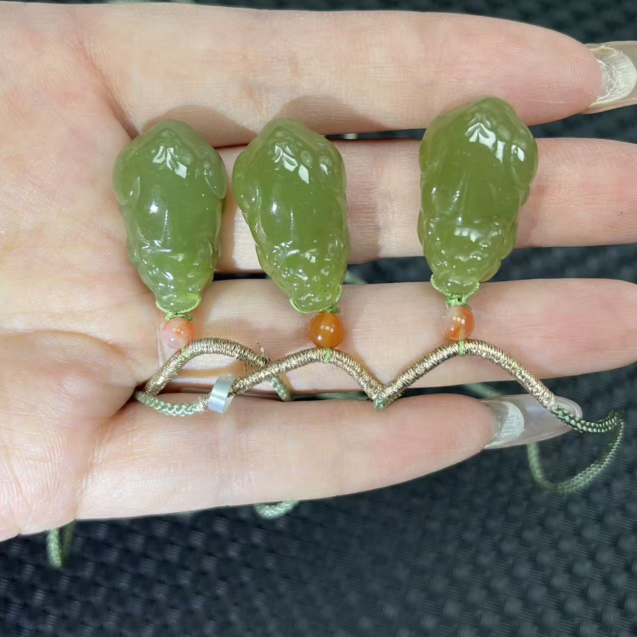 【风哥珠宝】和田玉貔貅吊坠 多样性发一件 G1892