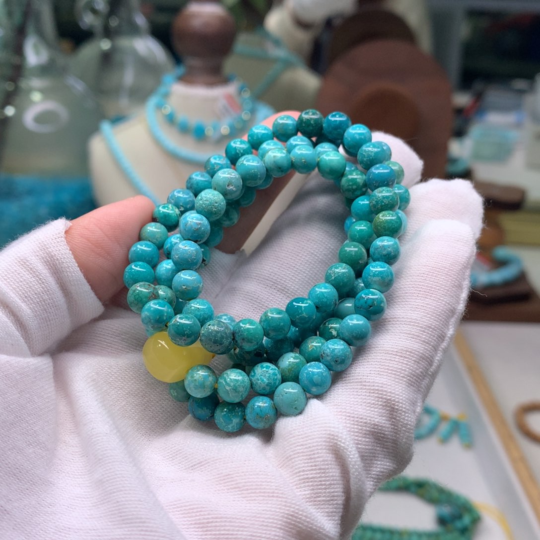 绿松石配饰未镶嵌