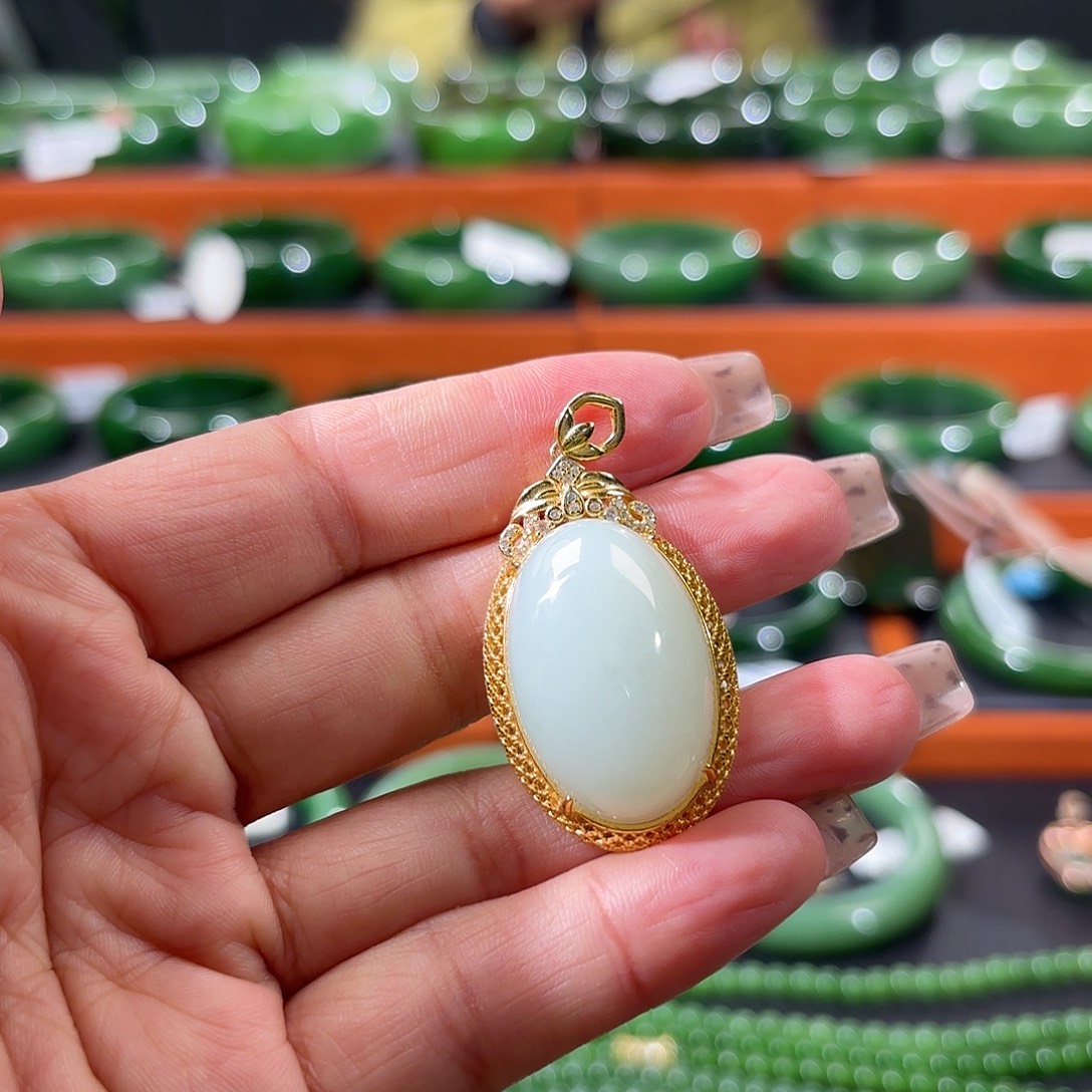 和田玉银S925镀金镶嵌吊坠(不含链)