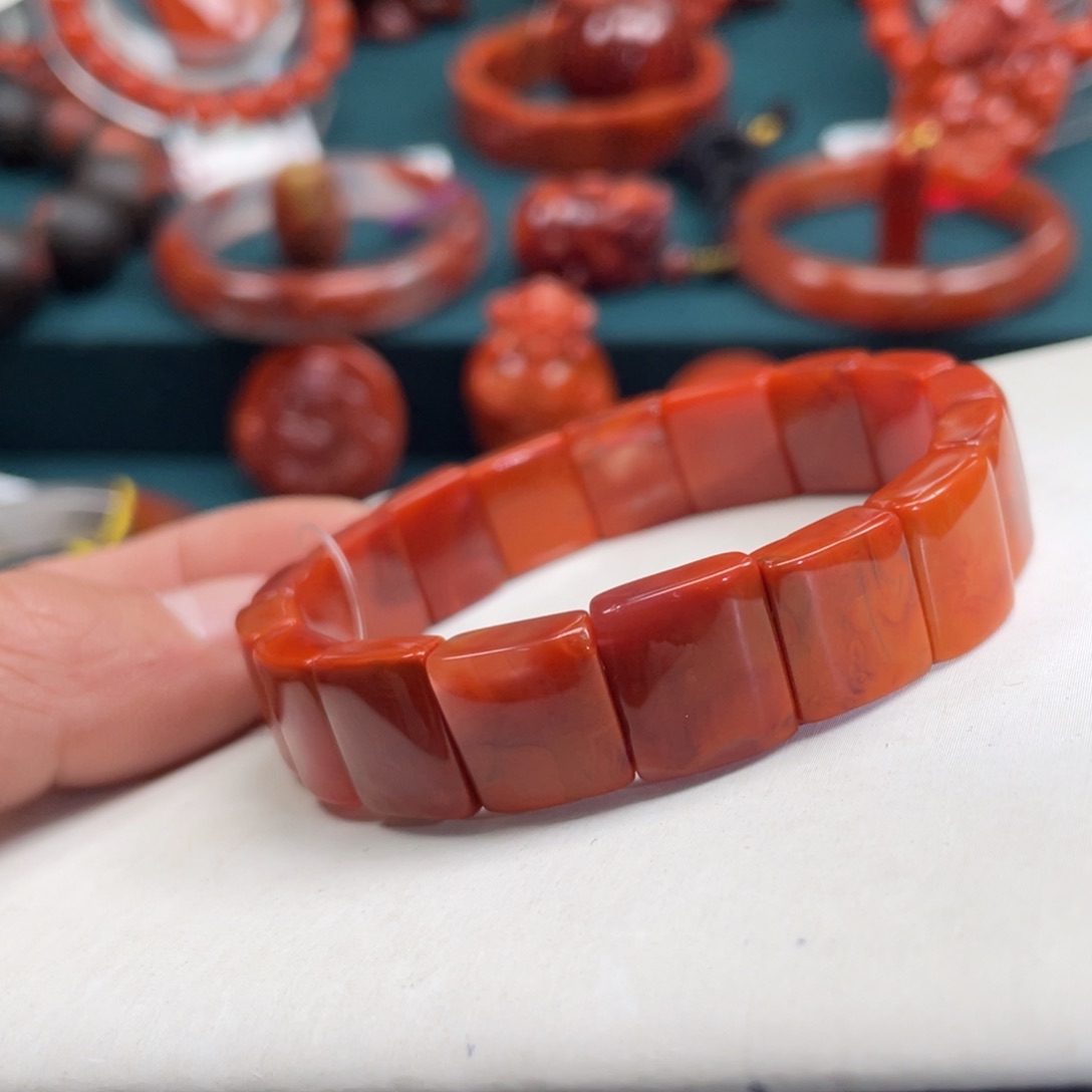 南红玛瑙瓦西满肉南红手牌未镶嵌