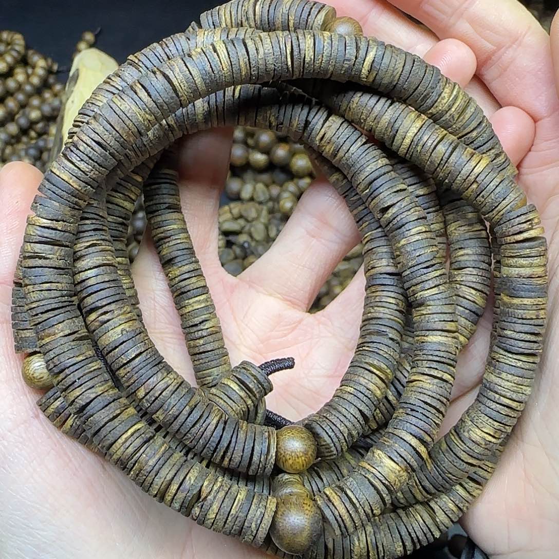 沉香沉香碎屑+沉水浮0.8片片珠多圈37克加多样性发一